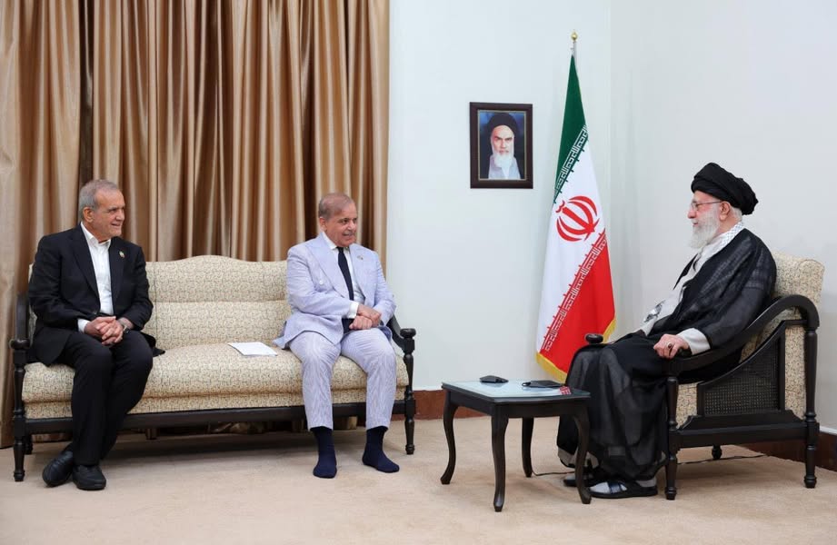 Read more about the article Pakistan Acknowledges Iran’s Right to Peaceful Nuclear Capability