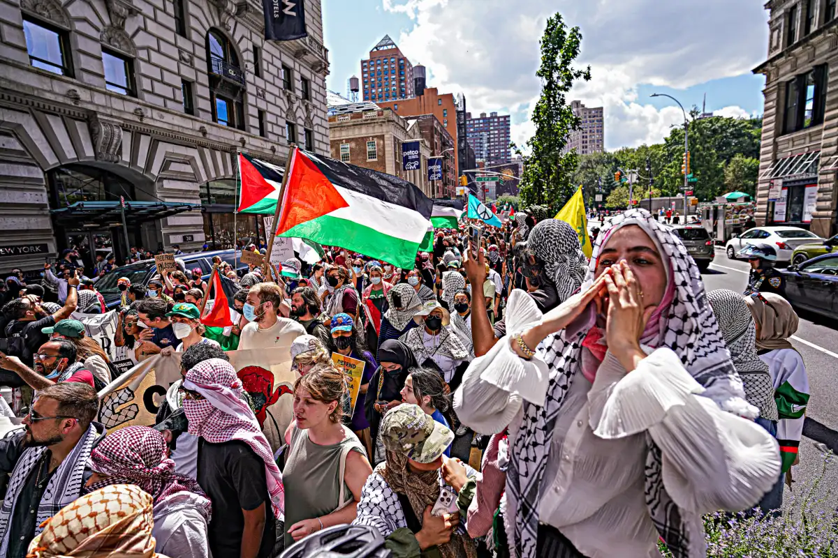 You are currently viewing 5 Facts: Palestine March Sydney Blocked & Backed