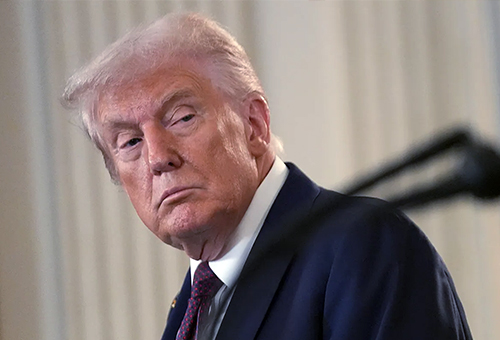 You are currently viewing Govt Shutdown Deepens on Day 3 Amid Obamacare Clash