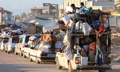 Israels Fierce Attack Kills 7 in Grim Gaza Rafah Crossing Partly Opens