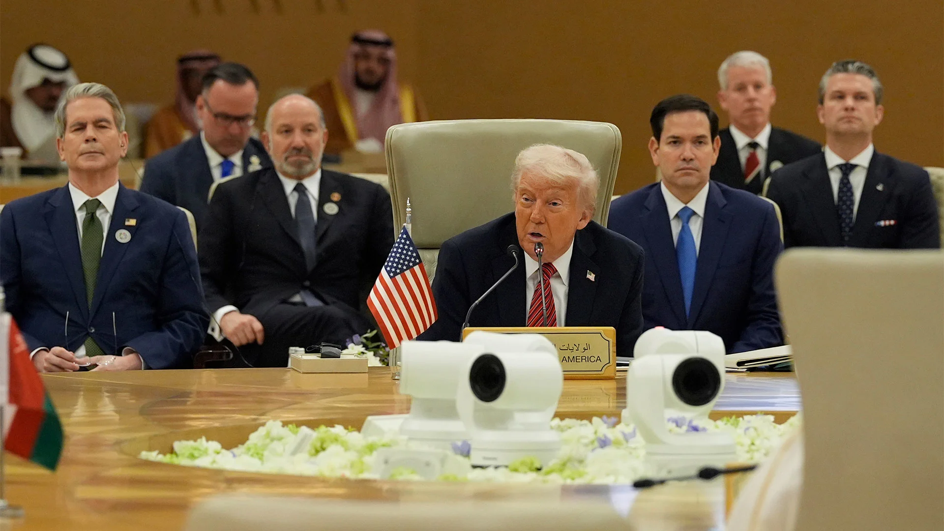 Trump Says Iran Wants Deal to Escape Strong 1 Threat of Military Action