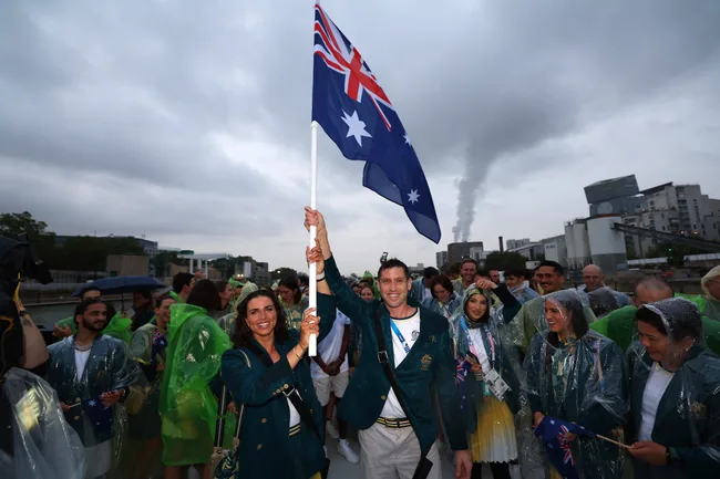 Powerful Moment Olympic Medalists Chosen to Carry Australia's Flag 2026