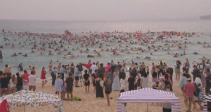Read more about the article Sydney Shark Victim Powerful 1 Tribute as Parents Join Bondi Paddle Out