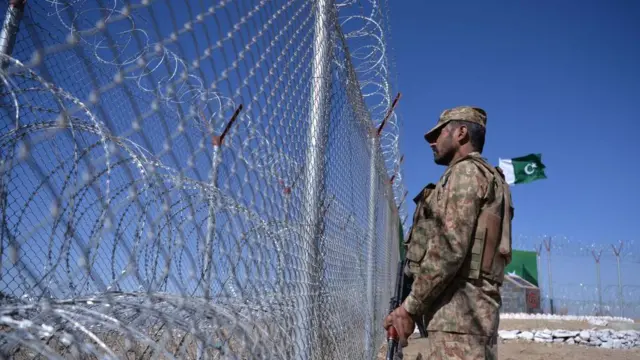 پاک افغان کشیدگی 5 حیران کن حقائق، کیا پاکستان نے قبضہ کر لیا؟