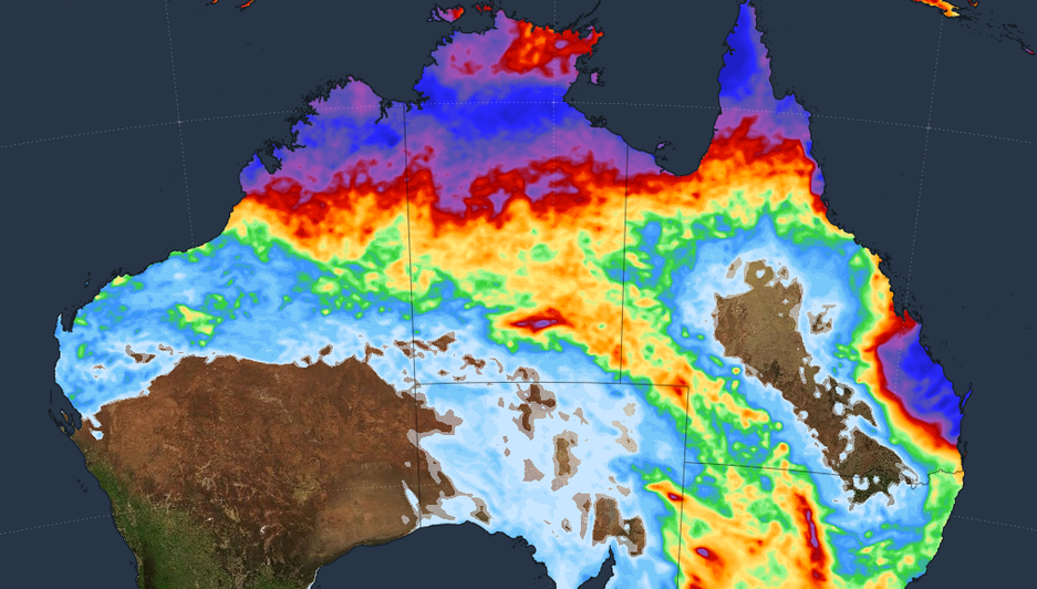 Dangerous 371mm Rain Hits Queensland as 2 Tropical Lows Threaten Coast