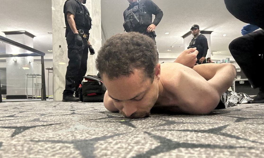 You are currently viewing Trump Rages on Manifesto Questions, Blames Democrats in 6 Bold Claims