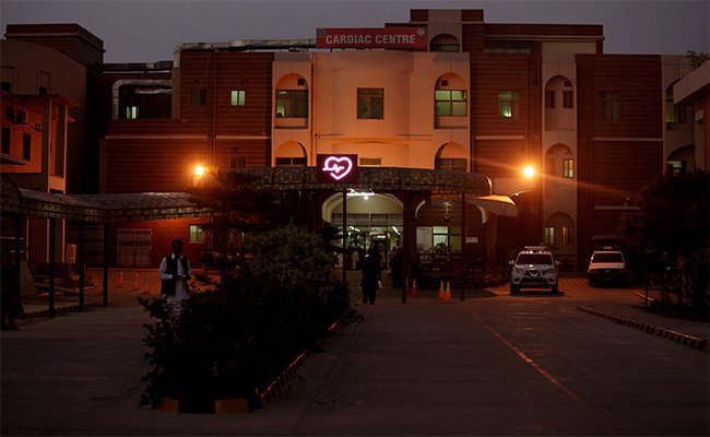 Locked Door Kills 14 Babies in Fatal Pakistan Hospital Fire