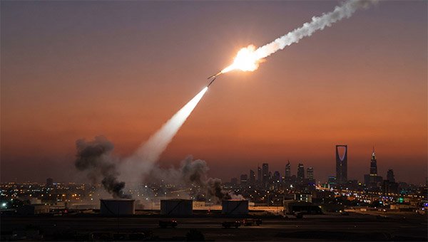 Saudi Forces Defend Capital 1 Fierce Houthi Missile Attack Thwarted